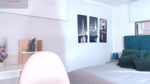 Maria Paula online show from February 21, 12:28 pm