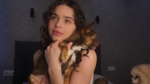Linda online show from May 2, 1:14 pm