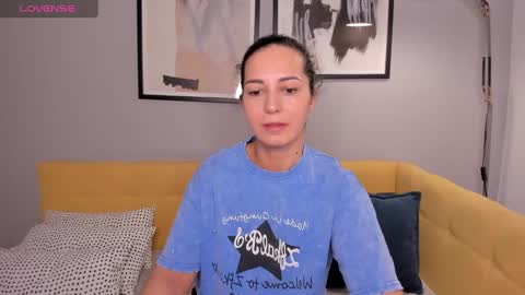 Linda online show from March 8, 1:48 am