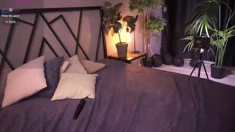 your Linda is back online show from March 23, 8:31 am