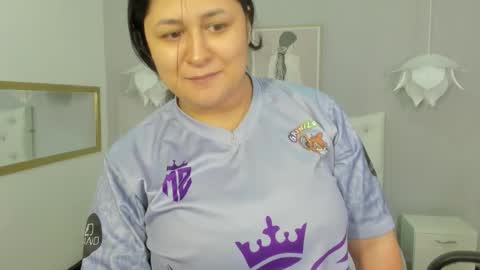 Lisa online show from November 17, 11:55 am