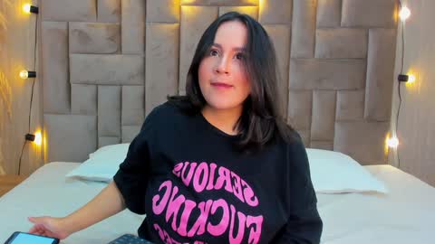 Lisa Baker online show from January 10, 2:57 am