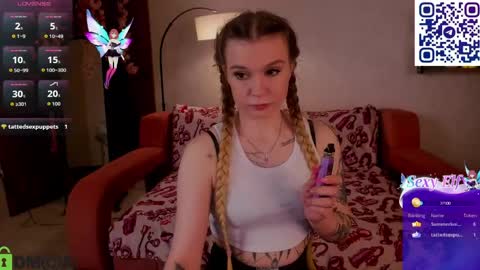 lisa_rabbit online show from June 4, 12:49 am