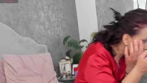 lisacroft online show from March 22, 8:20 am