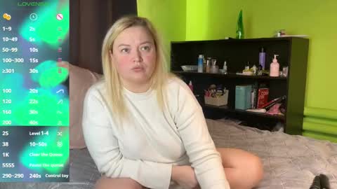 Lisa online show from February 11, 9:00 am