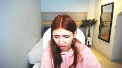 Liseth Fox online show from December 23, 12:30 pm