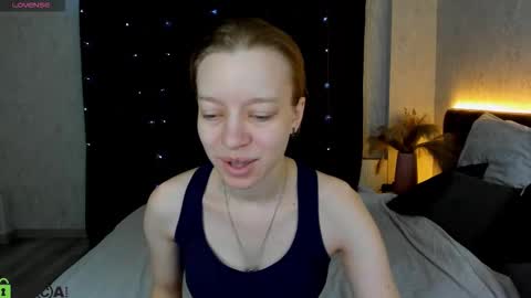 Lissa online show from December 21, 8:18 am