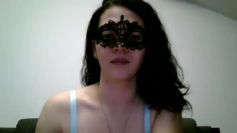 Lissa online show from February 15, 8:45 pm