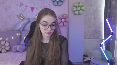 Lissa online show from March 31, 3:06 am