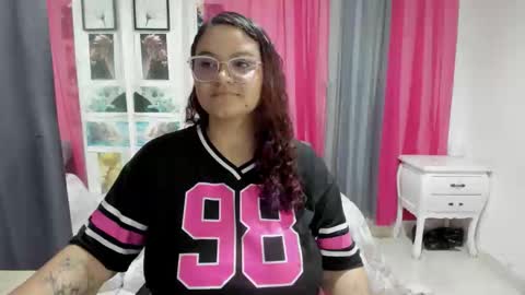 lissa online show from December 17, 9:52 pm