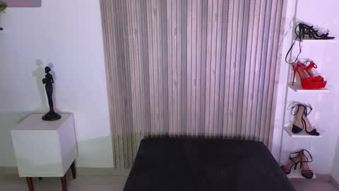 ss  online show from October 7, 10:03 pm