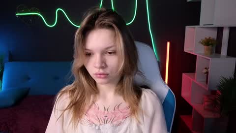 Lena online show from February 5, 1:15 am