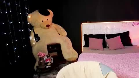 Lena online show from November 27, 2:58 am