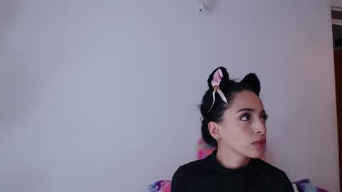 TU ANGELITO online show from October 24, 11:45 pm