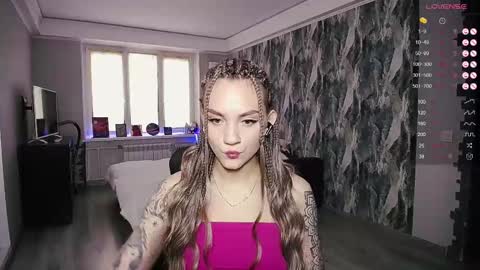 Birdy online show from March 8, 10:30 am