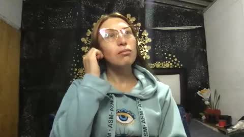 Diablita online show from March 17, 1:31 am