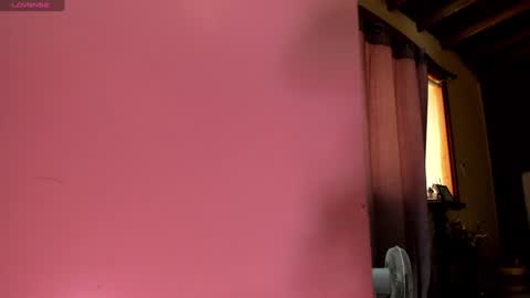 Izzi online show from February 2, 5:26 pm