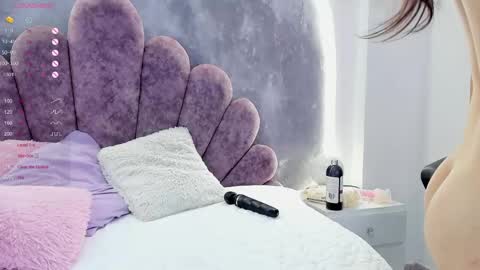 little_melanie online show from April 30, 8:57 pm