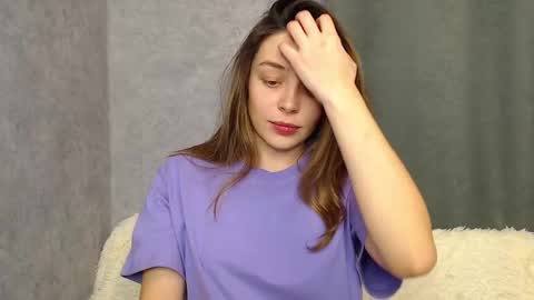 Mia   Im online every day 1530 PM in New York  2030 PM in London online show from December 2, 8:09 pm