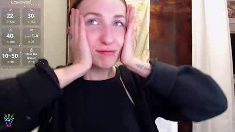 babywillsmile online show from February 22, 8:43 pm