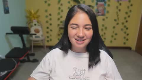 Mia  online show from January 14, 5:12 am