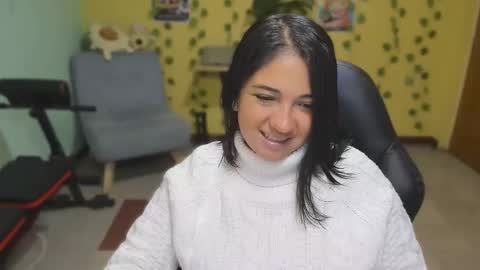 Mia  online show from December 16, 5:13 am