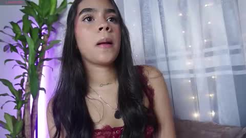 littletammy_ online show from September 27, 4:03 pm