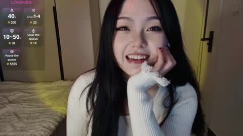 nana online show from February 22, 7:12 am