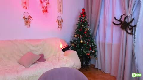 your love  online show from February 3, 2:33 pm