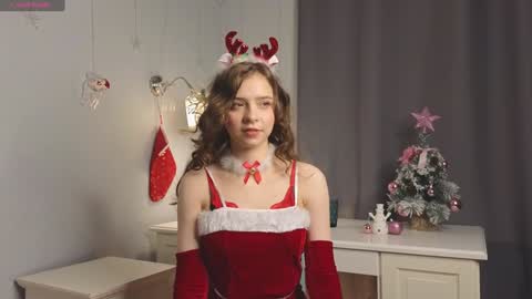 Hello there im Amelia Im new here Lets have fun online show from December 25, 3:08 am