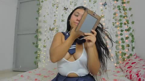 lizdemhot online show from April 7, 2:35 am