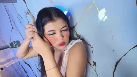 Lizz  online show from December 5, 12:50 pm