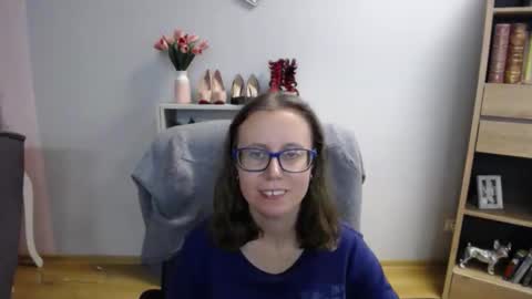 Lizzy online show from October 3, 6:07 am