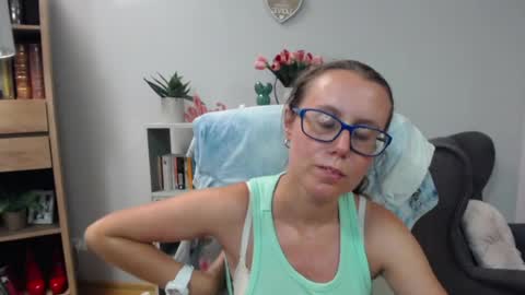 Lizzy online show from June 30, 10:15 am