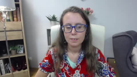 Lizzy online show from July 14, 10:21 am