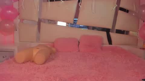 lola_js online show from October 17, 10:02 pm