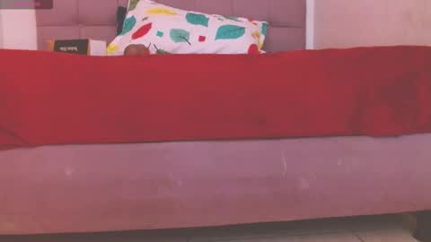 lola_wish online show from October 25, 5:04 am