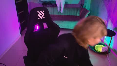 I consider myself the god Loki but life just calls me LOL  online show from December 25, 9:13 am