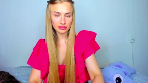 lolabani675452 online show from June 18, 10:31 am