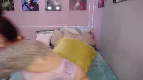 Lola online show from October 17, 8:12 pm