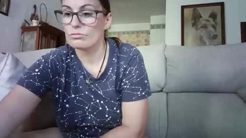 LOLA HUESO Y ERIC online show from June 4, 2:21 pm