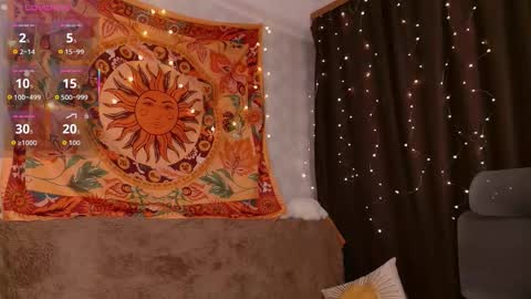 lolami_ online show from February 27, 6:35 am