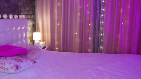 Victoria online show from February 20, 3:52 pm