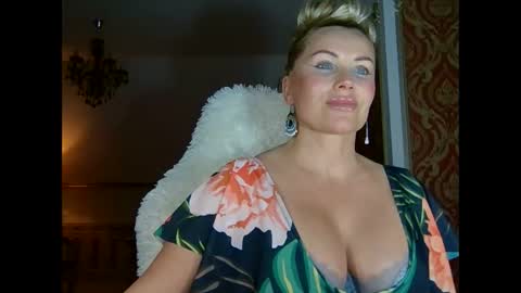 Roxy online show from February 15, 5:51 am