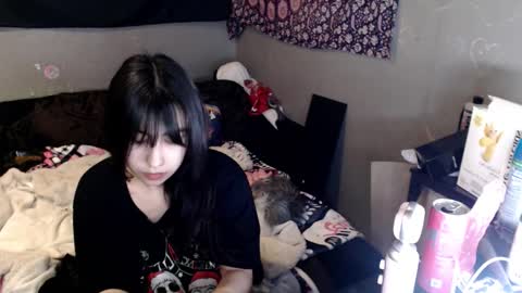 londonray online show from February 19, 6:13 am