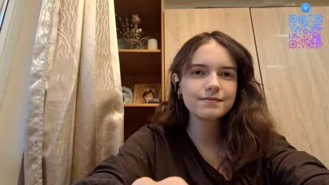 Kelly u can call Kelik online show from December 16, 8:20 am