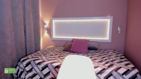 Deborah Daz online show from March 7, 1:40 pm