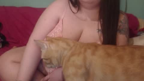 lorelay online show from November 23, 7:15 pm