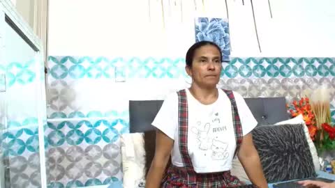 lorenaluna online show from March 3, 6:25 pm