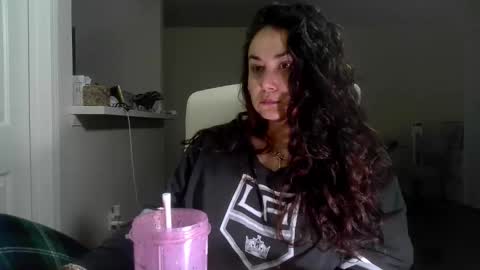 lorenlovely online show from January 11, 3:55 am